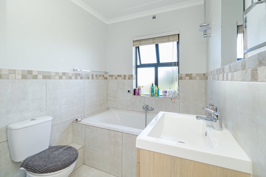 3 Bedroom Property for Sale in Buh Rein Estate Western Cape